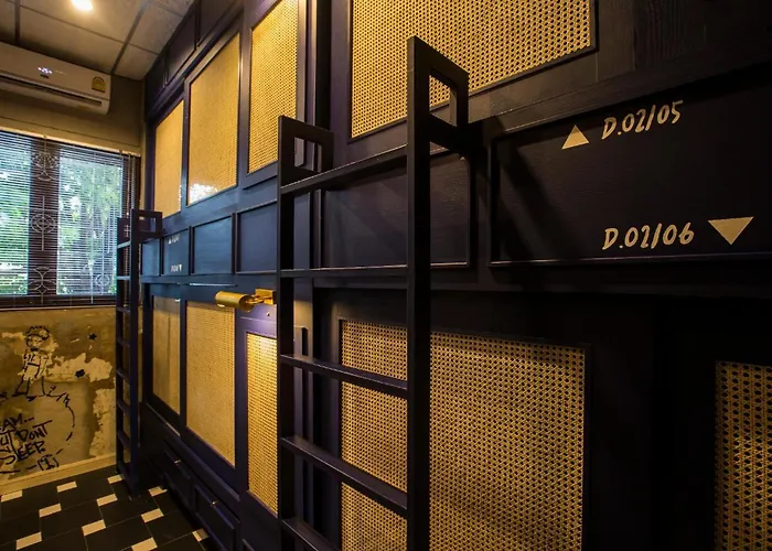 Azure Hostel Bangkok
